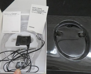 SAMSUNG GEAR WIRELESS CIRCLE HEADPHONES