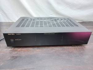 lot 62 image: Rotel RB-930AX
