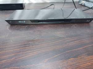lot 116 image: Blu-Ray Players  Lot 1