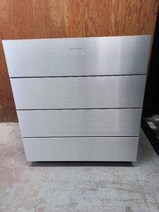 lot 160 image: Bang & Olufsen Media Cabinet