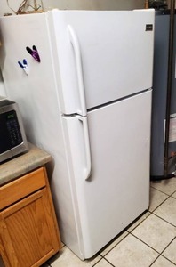 Frigidaire Refrigerator With Freezer