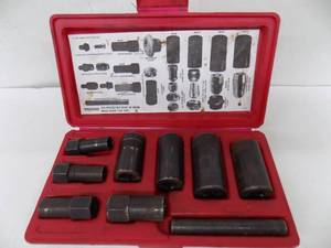 lot 9 image: Blue Point wheel lock removal kit