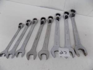 lot 27 image: Blue Point - Gear Wrenches 516-34 Set, 8 Count