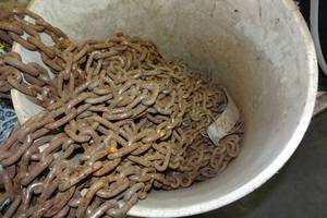 Bucket of Assorted Chains