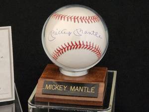 lot 2 image: Autographed Mickey Mantle Baseball with COA