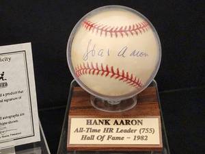 lot 10 image: Autographed Hank Aaron Baseball with COA