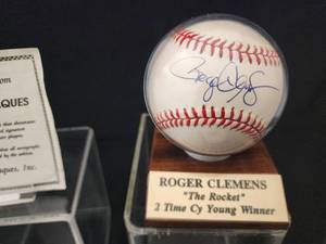 lot 42 image: Roger Clemens Autographed Baseball with COA
