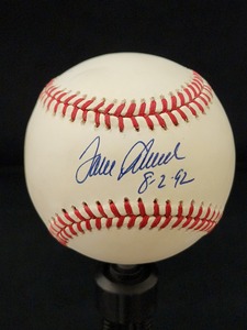 lot 125 image: Tom Seaver Autographed Baseball No COA