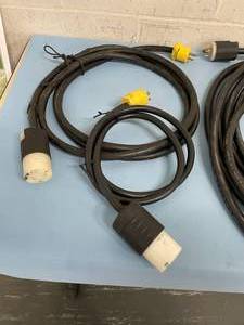 lot 11 image: Lot of Heavy Duty Power & Extension Cables - See Pictures
