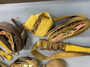 lot 16 image: Lot of Miscellaneous Industrial Ratchet Straps
