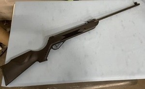 lot 63 image: Swiss Arms SYNXT Air Rifle .177 Caliber Pellet Gun  Firearm