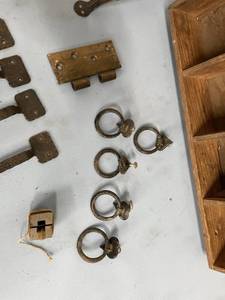 lot 77 image: Vintage  Antique Lot of Miscellaneous Door & Drawer Hardware