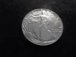 1987 US American Silver Eagle 1 OZ. .99 Fine MS From Unc. Roll