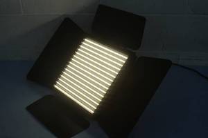lot 15 image: Elation Professional Lighting  Broadcast Studio LED TV Light with Clamp - Model TVL2000 - Both Cool & Warm White LEDs