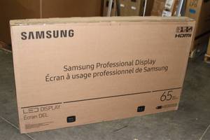 lot 25 image: Samsung QB65N Series 65 4K UHD Professional Display  Commercial Signage Monitor