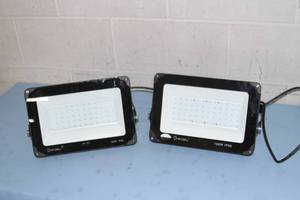lot 34 image: Qty 2 - Onforu 100-Watt 100W IP66 Waterproof LED Flood Lights  - Model UFLBR008102