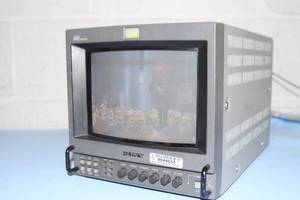 lot 142 image: Sony PVM-8044Q High Resolution Professional Trinitron CRT Video Monitor