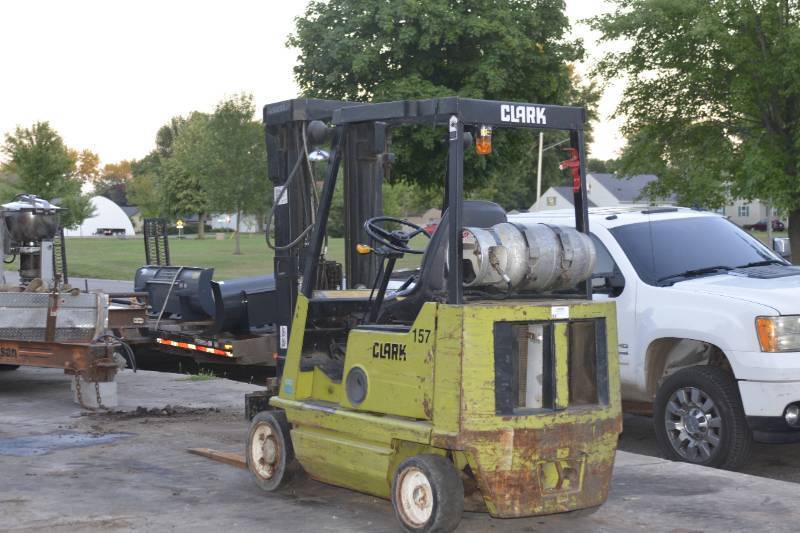lot 3 image: Clark GCS20 forklift