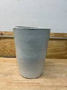 lot 104 image: ALLEN  ROTH 26.42-Quart White Ceramic Planter with Drainage Holes