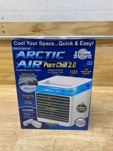 lot 127 image: ARCTIC AIR Pure Chill 2.0 Personal Space Cooler