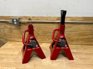 lot 138 image: BIG RED 12-Ton Jack Stands (2 Pack)