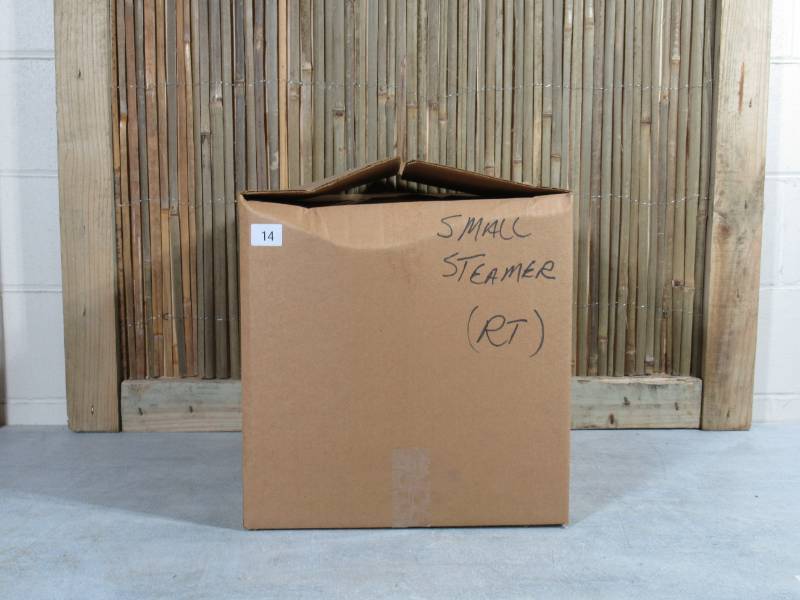 lot 90 image: Jiffy Clothing Steamer Model J-2000