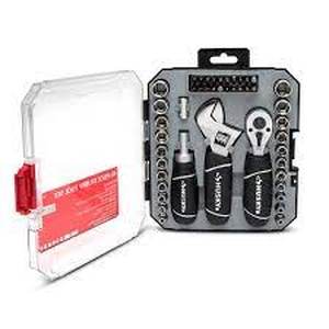 lot 44 image: Husky 14 in. and 38 in. Stubby Ratchet and Socket Set (46-Piece)