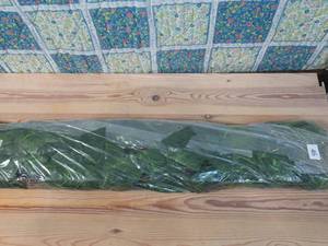 lot 46 image: DearHouse 2Pack Fence Privacy Screen, Artificial Leaf Faux Ivy ExpandableStretchable Privacy Fence for Balcony Patio Outdoor,Decorative Faux Ivy Fencing Panel (Single Sided Leaves)