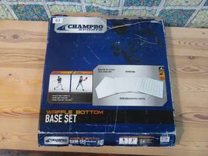 lot 63 image: Champro Waffle Bottom Base Set With Homeplate - 4 Piece