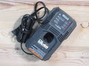 lot 104 image: Ryobi P118 Lithium Ion Dual Chemistry Battery Charger for One 18 Volt Batteries (Battery Not Included  Charger Only)