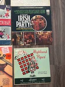 Lot of 12 Vintage Records The Beach Boys, Walt Disney Presents, Larry Gatlin and More