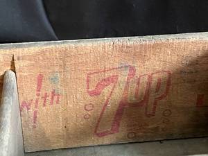 7-Up Vintage Crate with Dividers