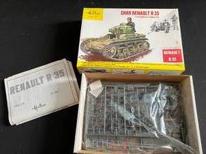 Lot of 4 Model Kits Char Renault, Char Hotchkiss and More