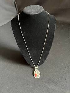 Silver-Colored Jasper Crystal Pendant Necklace