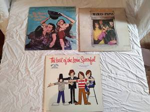 3 records The Mamas and the Papas and The best of the lovin spoonful