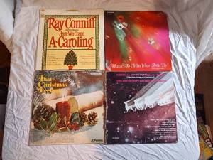 4 records Ray Conniff and other Christmas