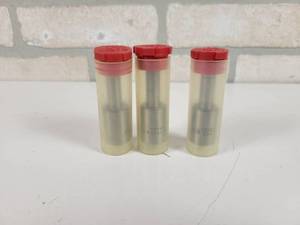 lot 46 image: (3) NOS - BOSCH Fuel Injector Nozzles Part No. DLLA150S616 or 0433271299