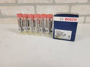 lot 174 image: (6) NOS - BOSCH Fuel Injector Nozzles - Part No. 0433271895