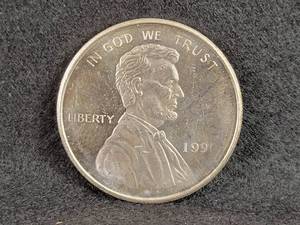 Lincoln Penny 1oz .999 Fine Silver Round