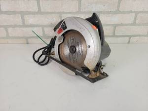 lot 515 image: Skil-Saw 7-14 Circular Saw - Tested and Works