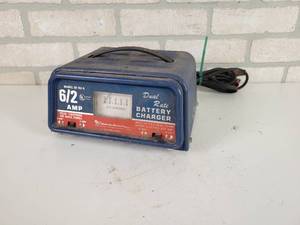 lot 524 image: Schumacher Electric Corp. Battery Charger - Model SE-82-6 - Tested and Works