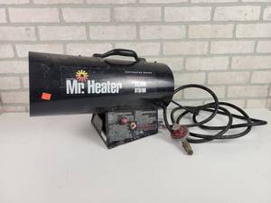 lot 569 image: Mr. Heater Torpedo Heater - 35,000 BTU