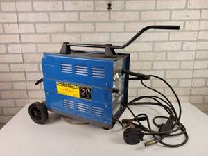 lot 506 image: Chicago Electric Mig Welder - 230V AC - Solid or Flux Core Wire - NO SHIPPING