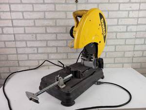 lot 591 image: DeWalt 14 Chop saw - Model DW871 - Tested and Works - NO SHIPPING