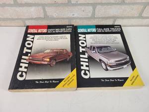 lot 608 image: (2) CHILTON Repair Manuals - 1999-2006 Full Size GM Trucks and 1964 to 1988 GM Mid-Size Cars