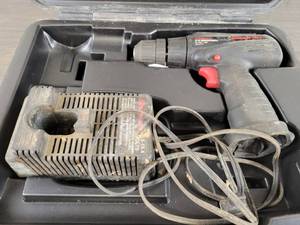 lot 597 image: Snap-on Cordless Drill and Charger - Model CDR40 - No Battery