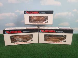 lot 288 image: (3) LIONEL OO27 Scale B. & L.E. Ore Rail Cars w Ore Loads