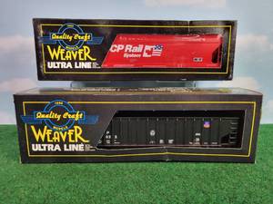 lot 315 image: (2) WEAVER O Scale Rail Cars - Union Pacific Coal Car & CP Rail Center flow Car