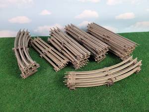 lot 297 image: (24) Sections of LIONEL O Scale Track