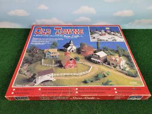 lot 301 image: Dura-Craft Old Towne HO-Scale Wood Village - In Original Box